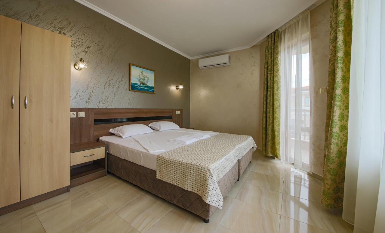 Guesthouse Phoenix Obsor Exterior foto
