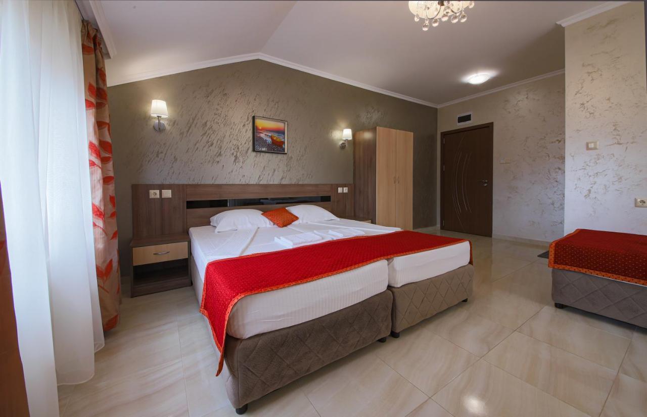 Guesthouse Phoenix Obsor Exterior foto